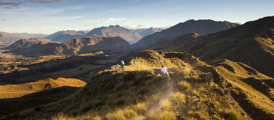 New Zealand is a mountain bike paradise with epic back country trails, mountainous terrain, and breathtaking vistas.