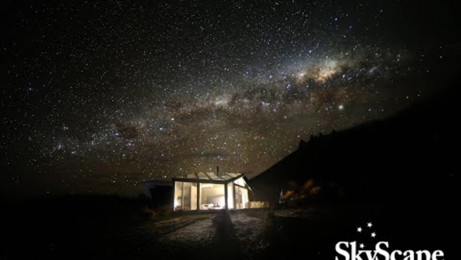 Take a quick look at the amazing experience of staying at SkyScape. A must do on anyone's visit to New Zealand. This a truly once in a life time experience.