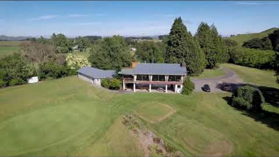 Play golf at it highest level in New Zealand. Well 2nd highest 580mtrs above sea level.