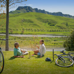 With almost endless route options from easy to ambitious, it&#039;s a great way to reach many Hawke&#039;s Bay attractions while soaking up the scenery.