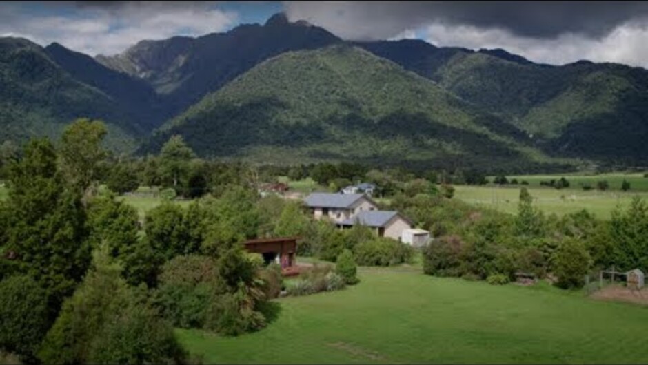 Julie and Jonathan, Ribbonwood Retreat B&B, Franz Josef Glacier, West Coast.