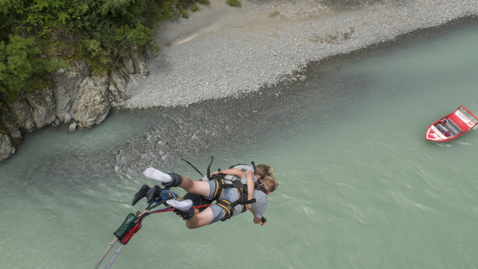 Tandem bungy jump