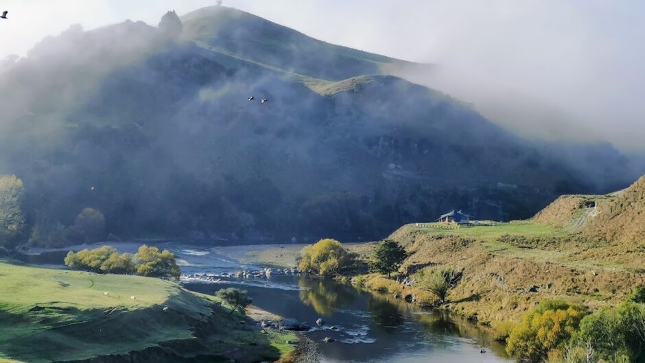 Luxury camping on the banks of the Whanganui River