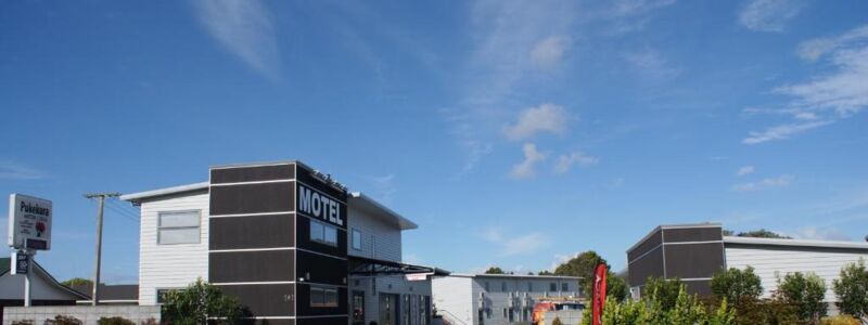 01.-main-photo-pukekura-motor-lodge.jpg