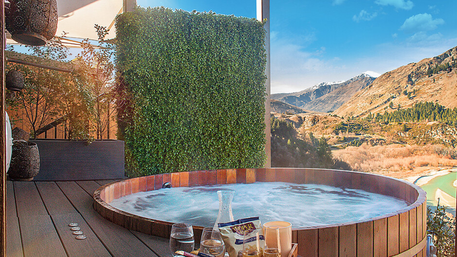 Our Outdoor Onsen hot tubs are exclusive use Mineral pools, surrounded by beautiful planting to provide partial seclusion from fellow bathers as you take in the incredible views.