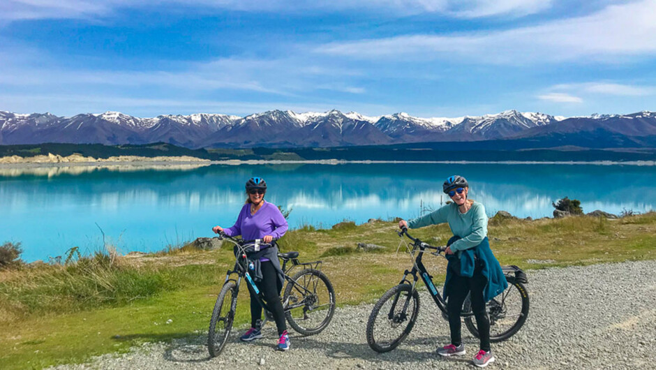 Bike the Alps to Ocean Track beside Lake Pukaki.