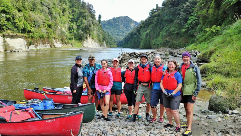 Family photo with Whanganui River Canoes