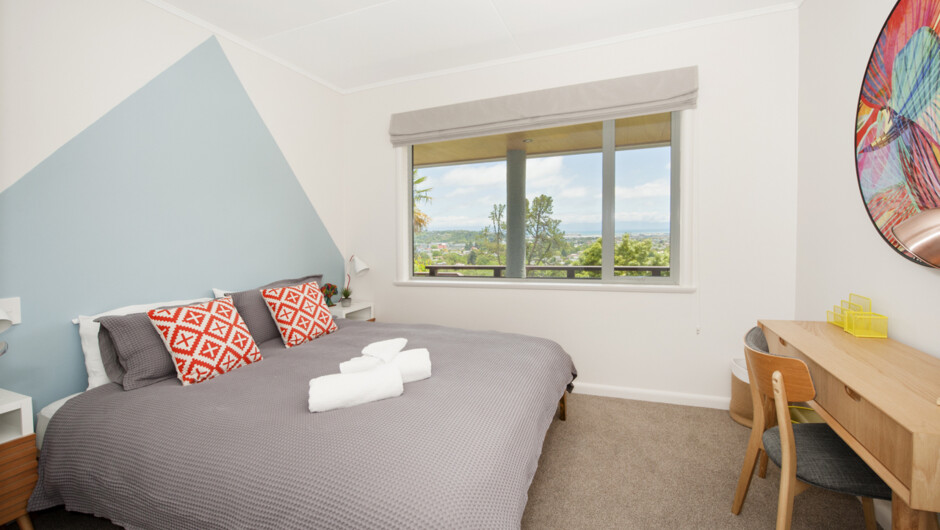 Bedroom 2 with King bed