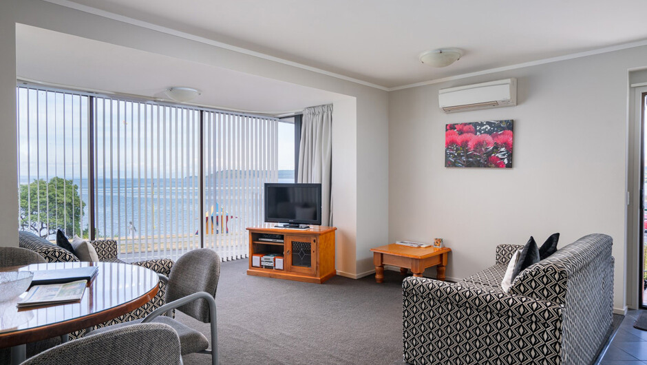 Ika Nui Taupō, Two bedroom Apartment - Living area
