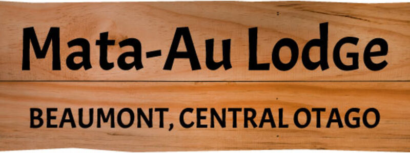mata-au-lodge-logo.jpg
