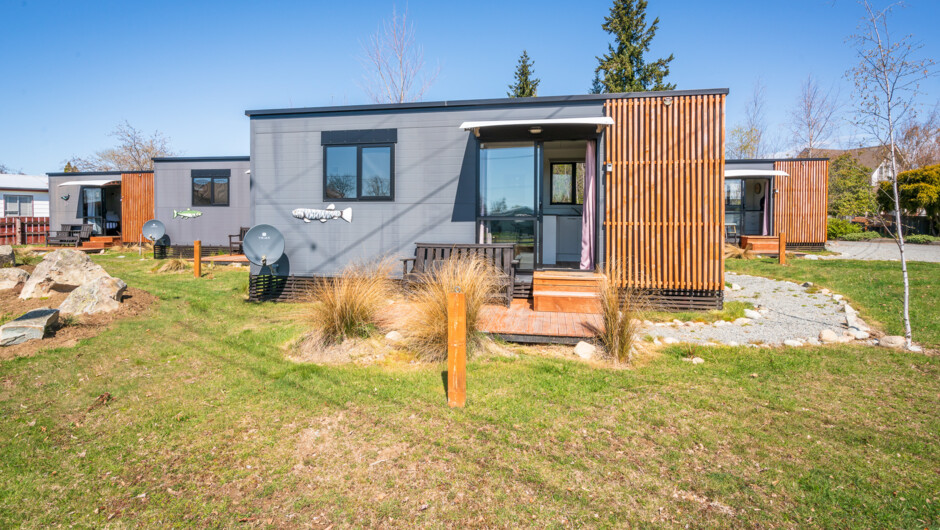 Stunted Totara offers self-contained "tiny home" accommodation experience in the heart of Twizel, in New Zealand's beautiful South Island.