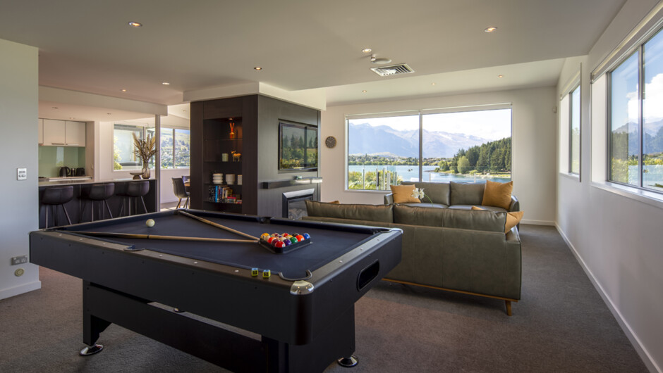 Pool table for those who like to play a game on holiday