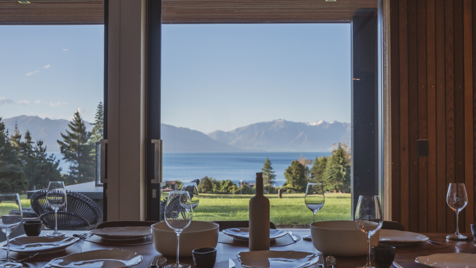 Table setting The Lake House Lake Hāwea
