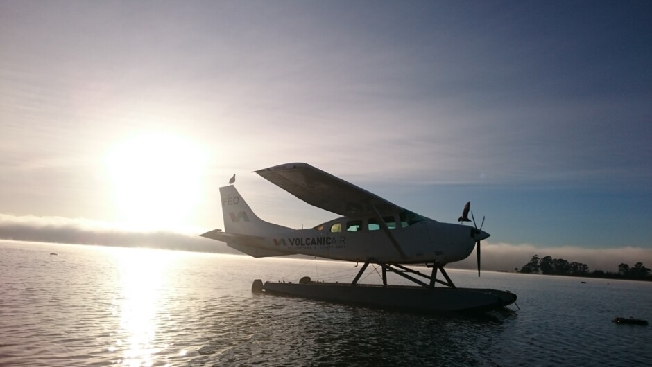 Cessna Floatplane at the Lakefront