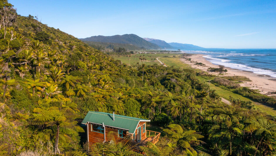 Cabbage Tree Cottage - proximity to the beach