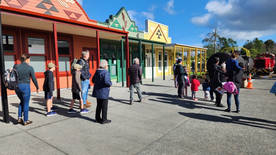 The Kawakawa Railway Station has plenty to see of the working railway, including training and service centre, engineering workshops and a delicious cafe stop. Come meet our team and learn about our steam and diesel engine collection.