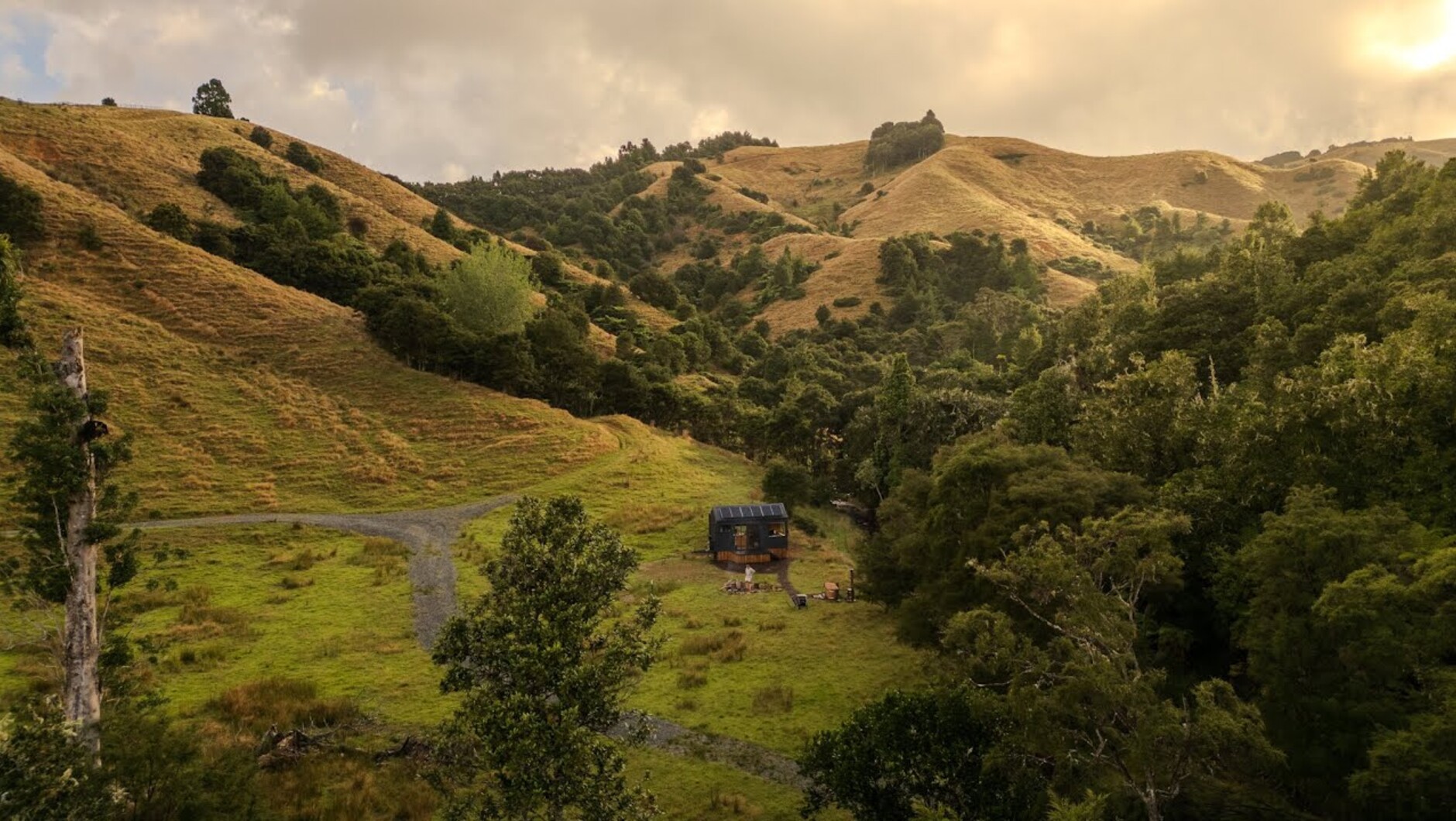 off grid rooftop penthouse canada | Penthouse, Eco friendly house ...