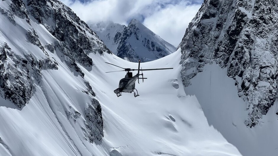 Incredible scenic flights through the Southern Alps