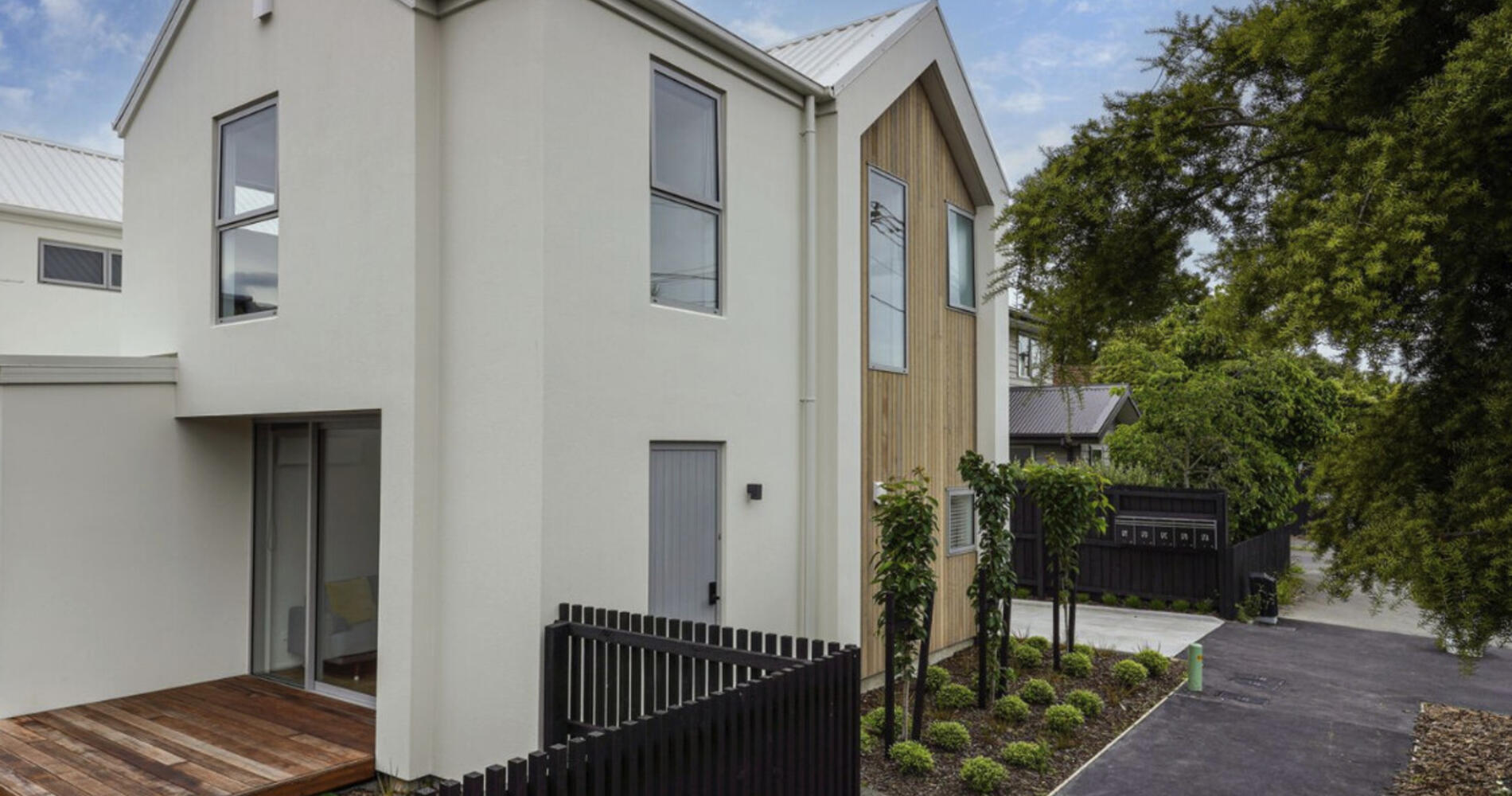 Addington Gc Addington Delight - Christchurch Holiday Home | Accommodation in ...