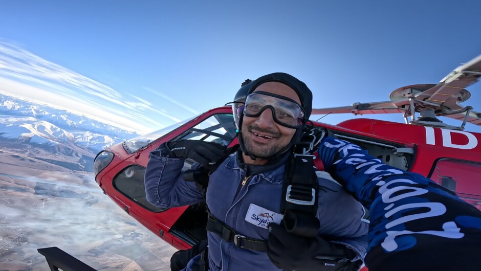 One of only tandem helicopter skydive experiences in New Zealand