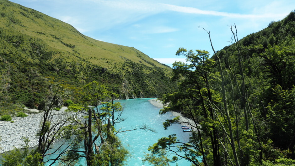 Turquoise blue on the Waimakariri River on a clear day