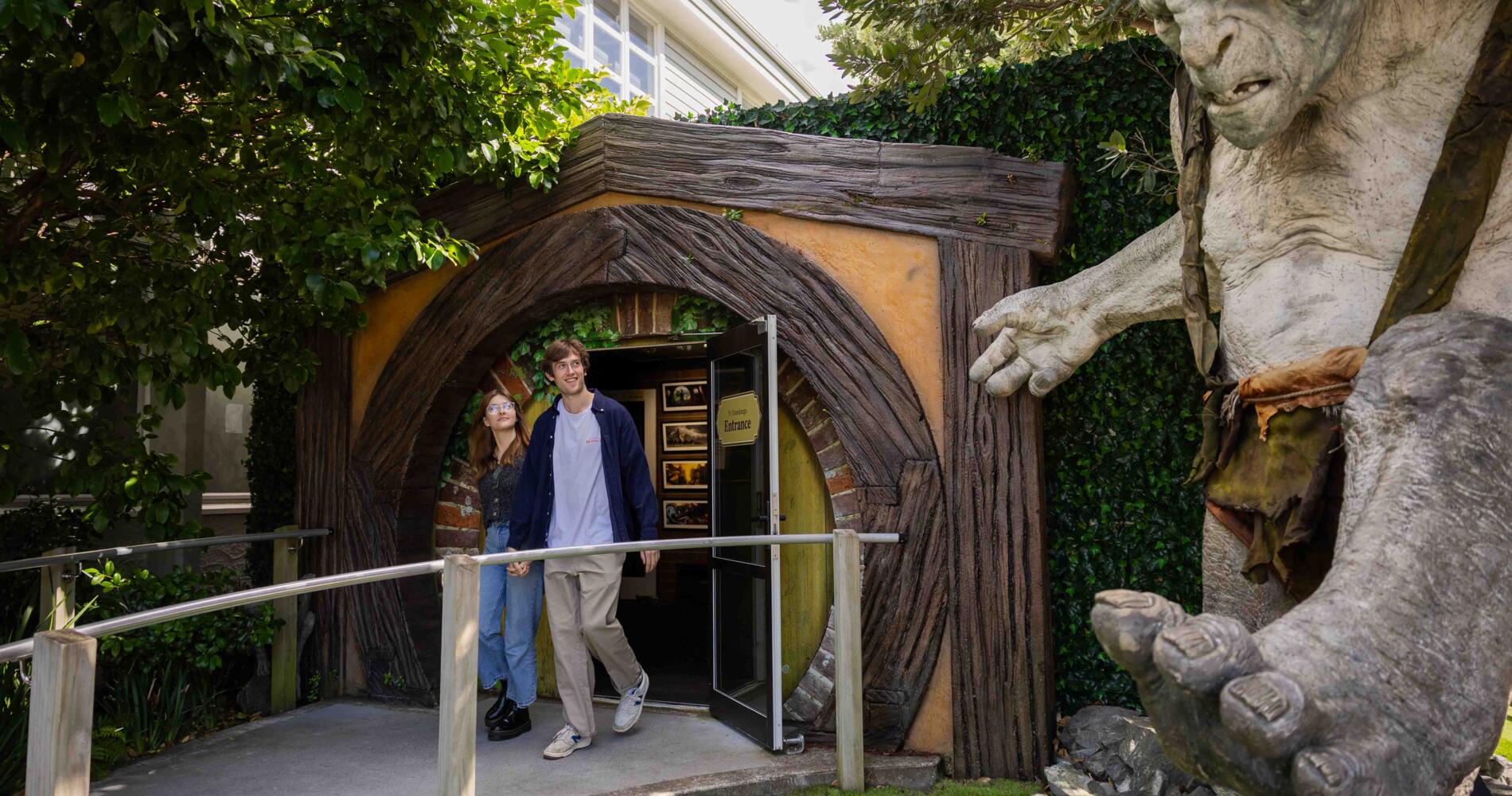 Weta Workshop & Weta Cave