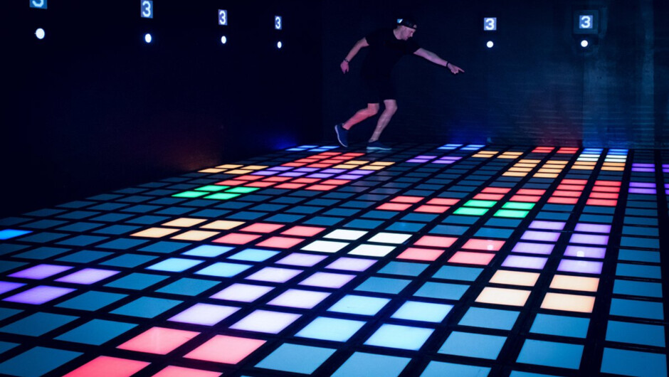 Room E - Running Grid Floor is Lava Endless Grid