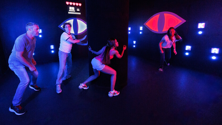 Room F - Running Grid Hide and Seek