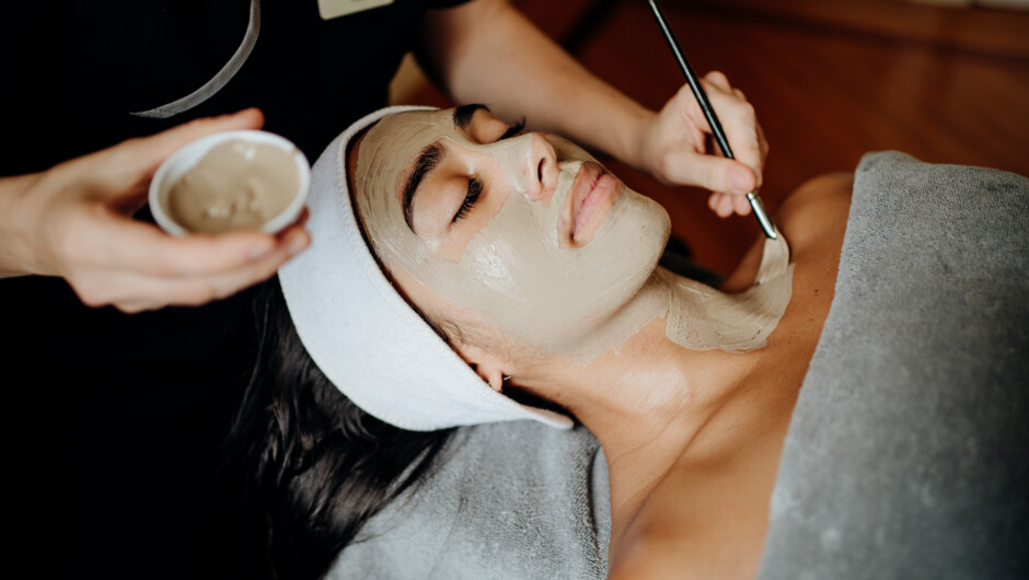 Geothermal Mud Facial and Body Wraps are a signature product in the Retreat Day Spa.