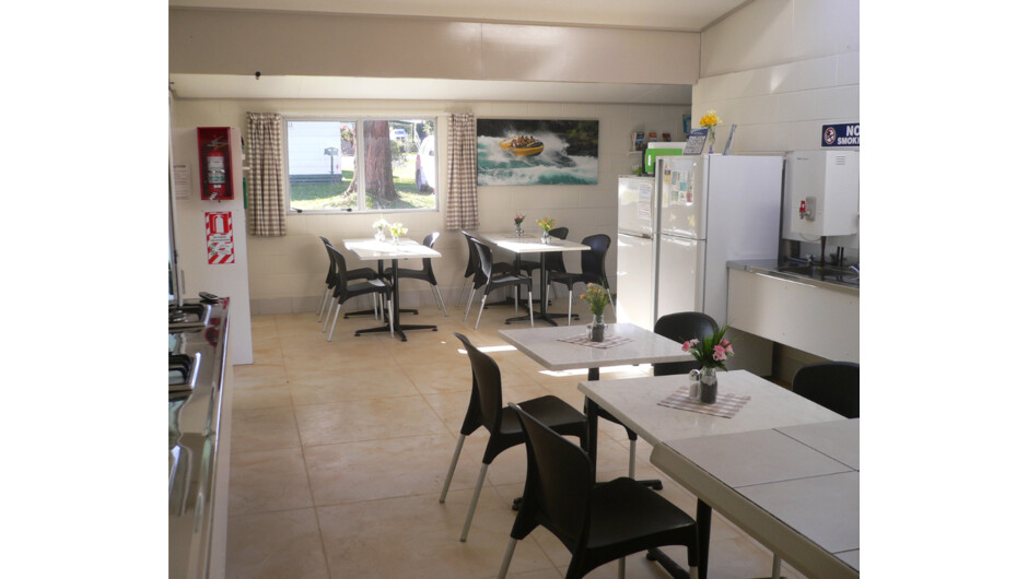 Kitchen / Dining