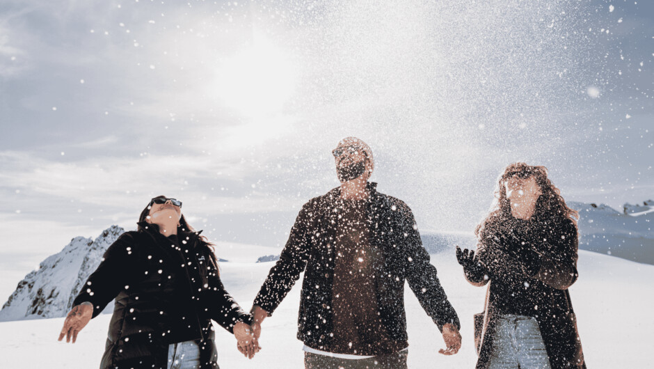 Experience a snow landing