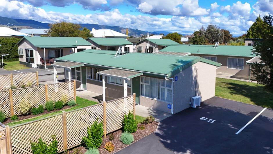 Classic Studios, Tahuna Beach Holiday Park