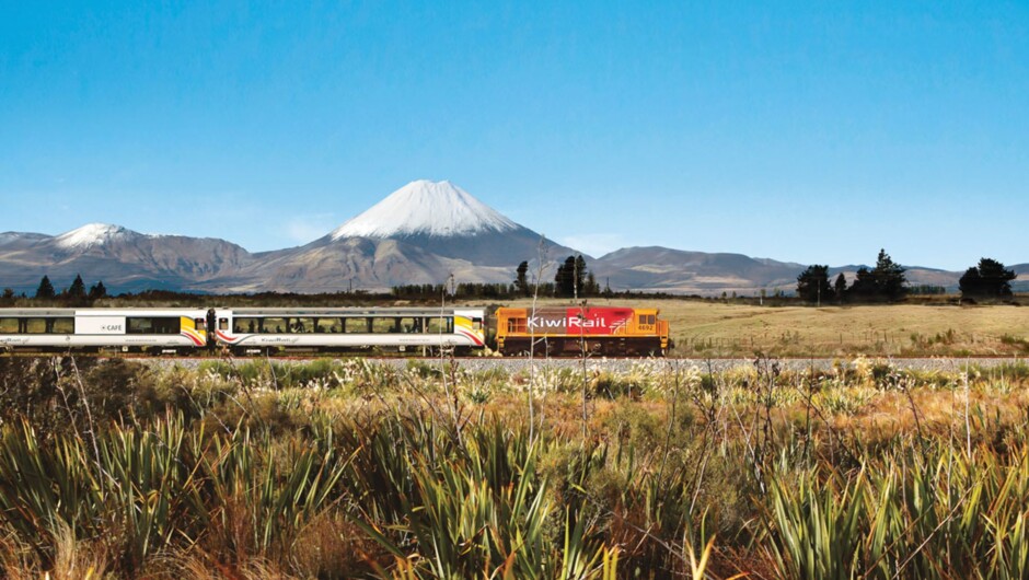 Northern Explorer leaving Waimarino (formerly National Park)