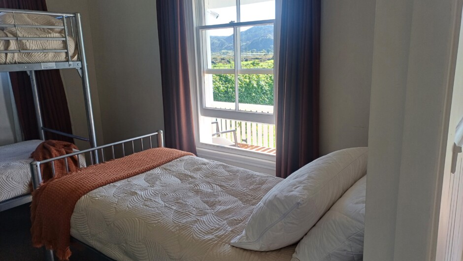 Susannah's Singles Room