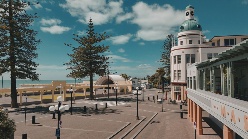 Art Deco Masonic Hotel Exterior Balcony overlooking Napier&#039;s Soundshell &amp; Pacific Ocean
