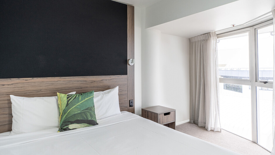 One Bedroom without Kitchen