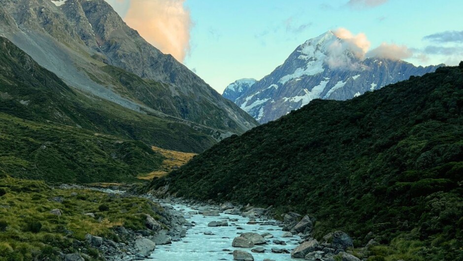 Aoraki Mt Cook hiking