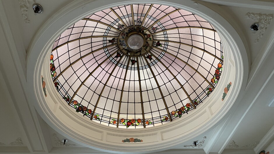 Art Deco Architecture - National Tobacco Building