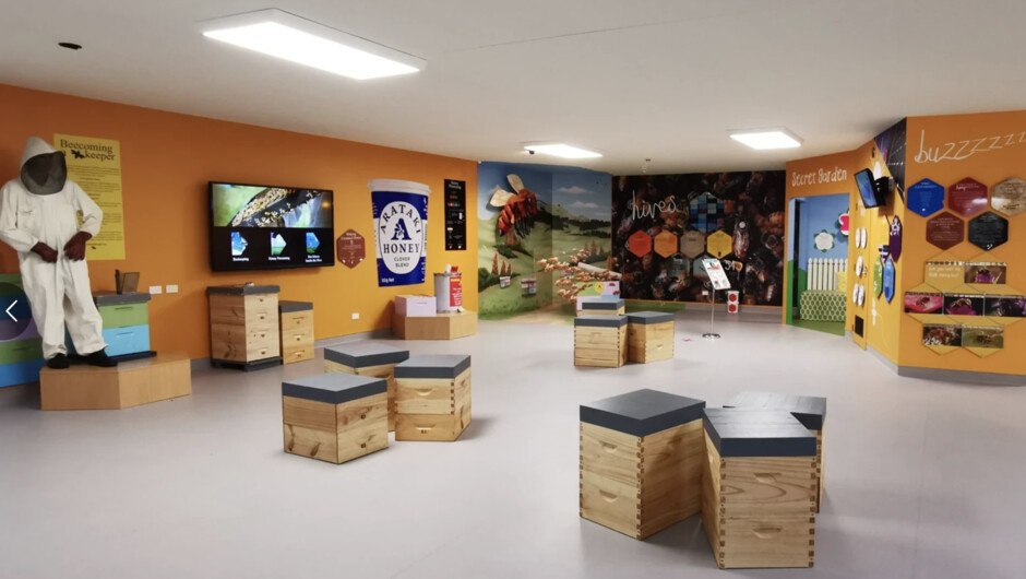 Arataki Honey - Visitors Centre