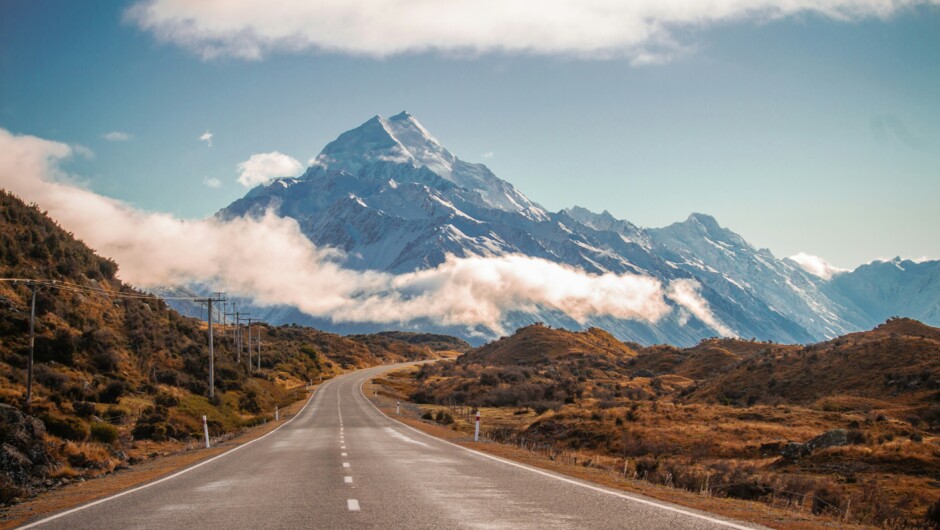 Road to Mount Cook National Park