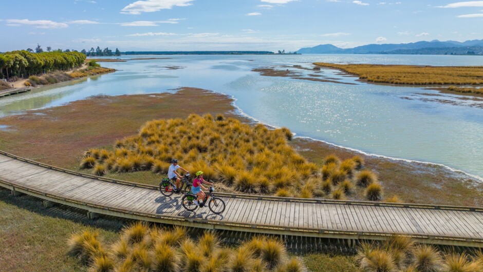 Cycling Waimea Inlet on Tasman's Great Taste Tail