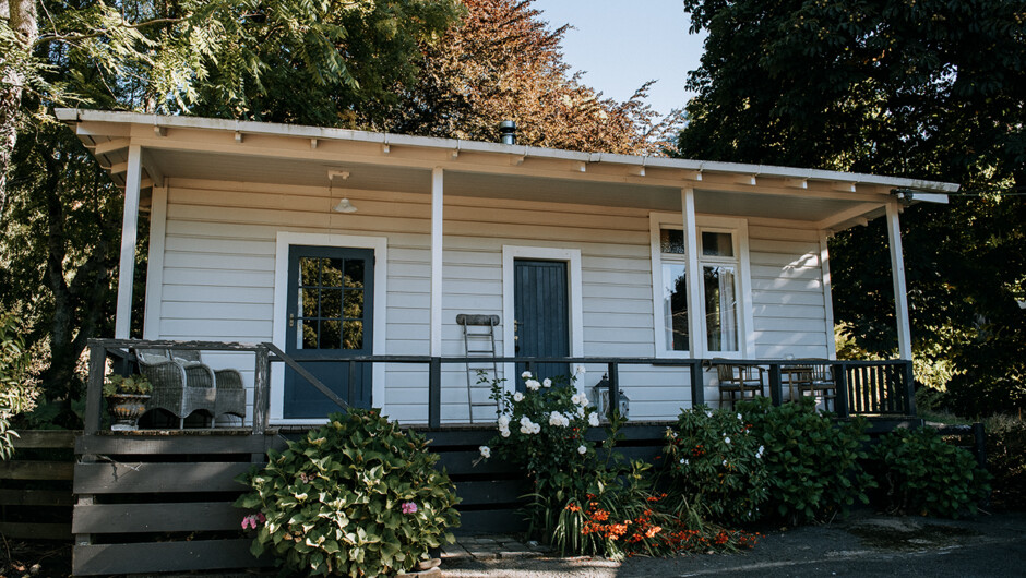 The quaint Rabbiter's Cottage.