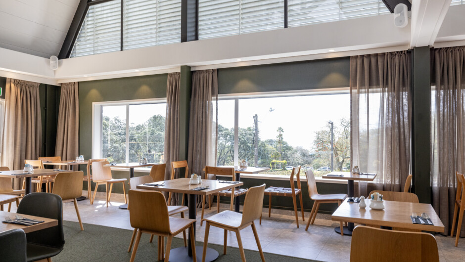 Garden View Restaurant &amp; Bar