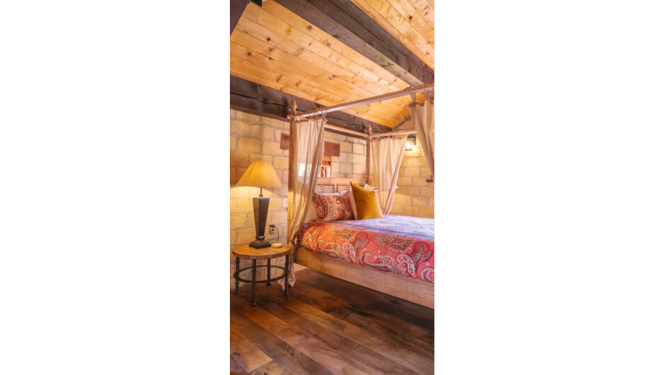 Off The Beaten Track - Luxury Tuscan Oasis