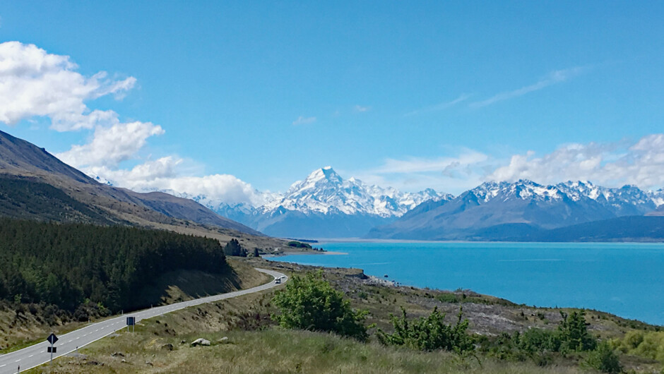 Lake Pukaki and Aoraki Mount Cook
