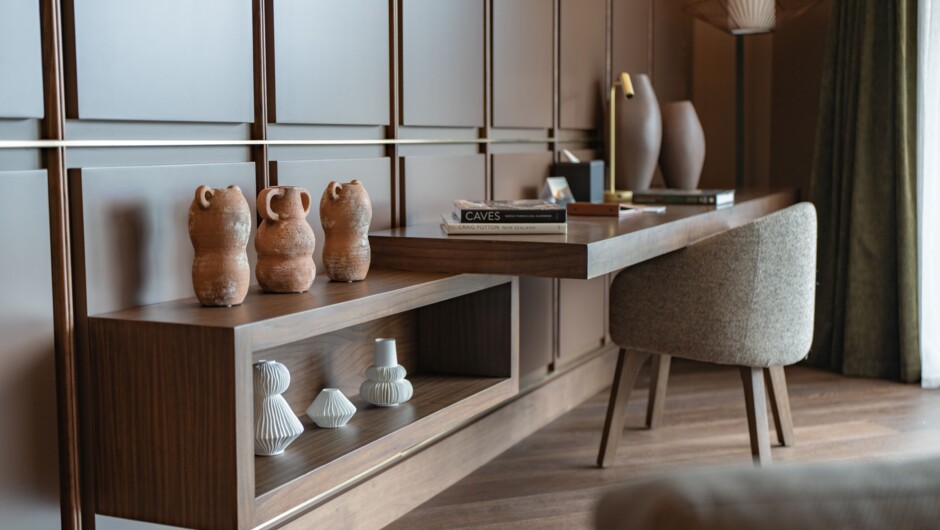 2 Bedroom Suite (Detail Shot)