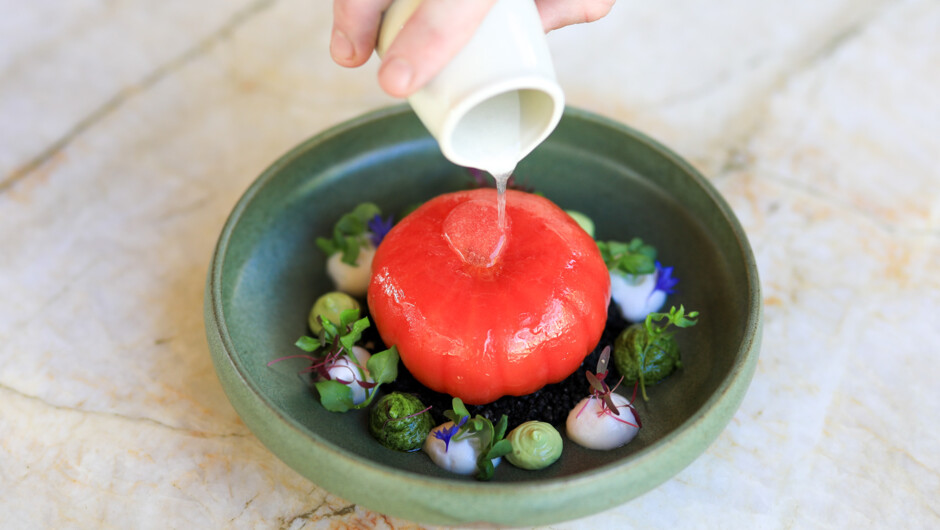 Our seasonal menu uses the best of New Zealand produce that is organically grown, and ethically and sustainably sourced.