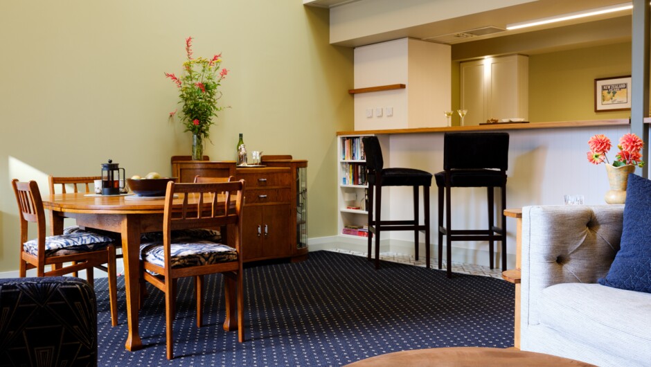 Henry Matthews Dining