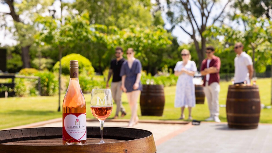 Pétanque, Pinot &amp; Platter
