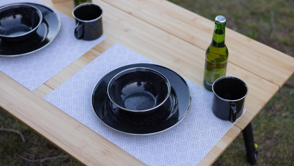 Camp Easy all kitchen and dining ware included